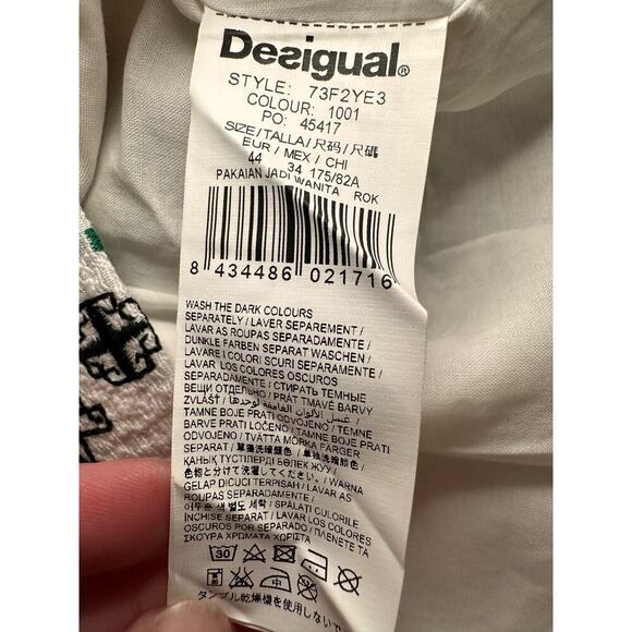 Desigual | NWT | Size: 10 | Embroidered Mini Skirt Stretch Aztek boho festival - Picture 10 of 11